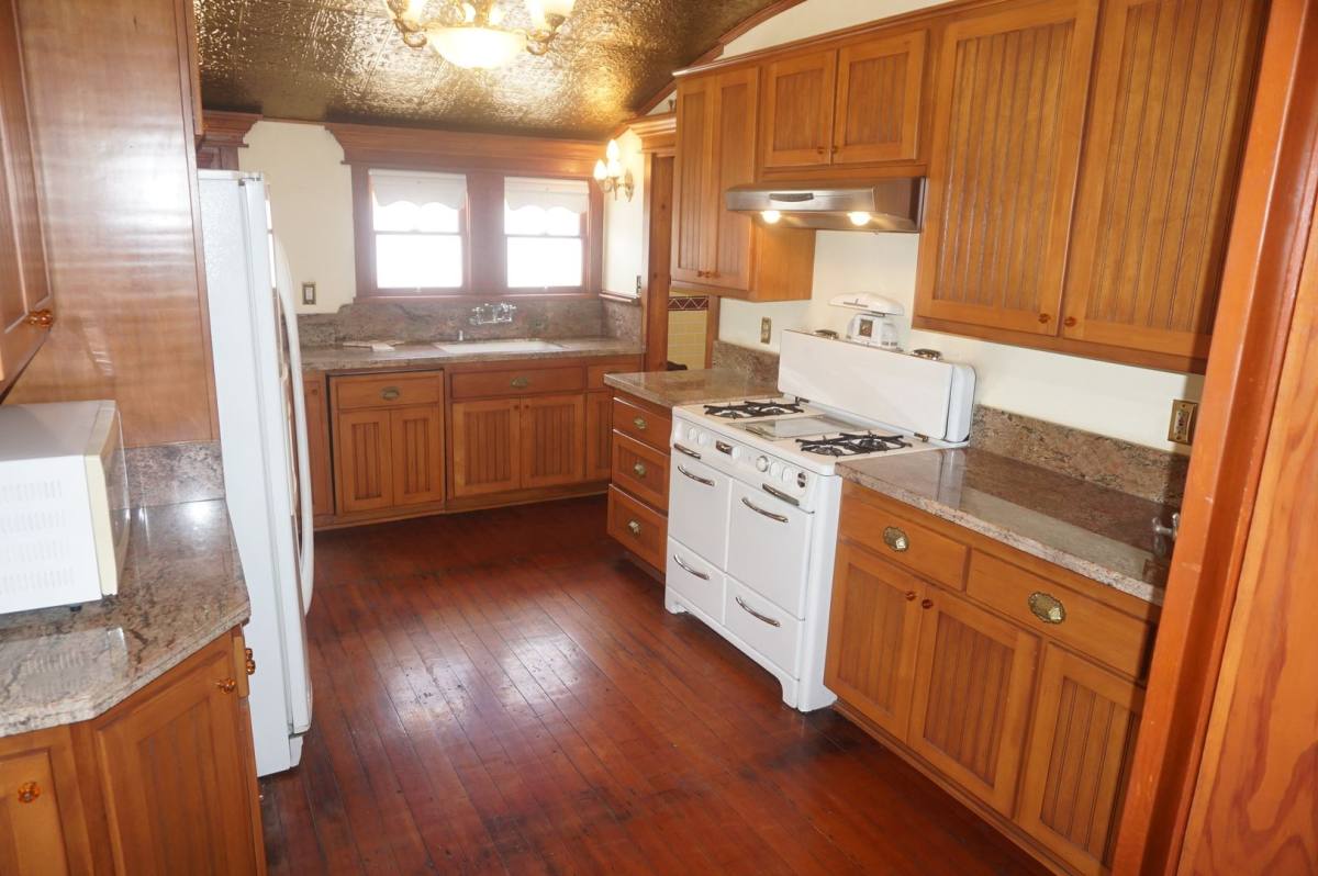 House for rent at 191 N Grand St, Orange, CA 92866