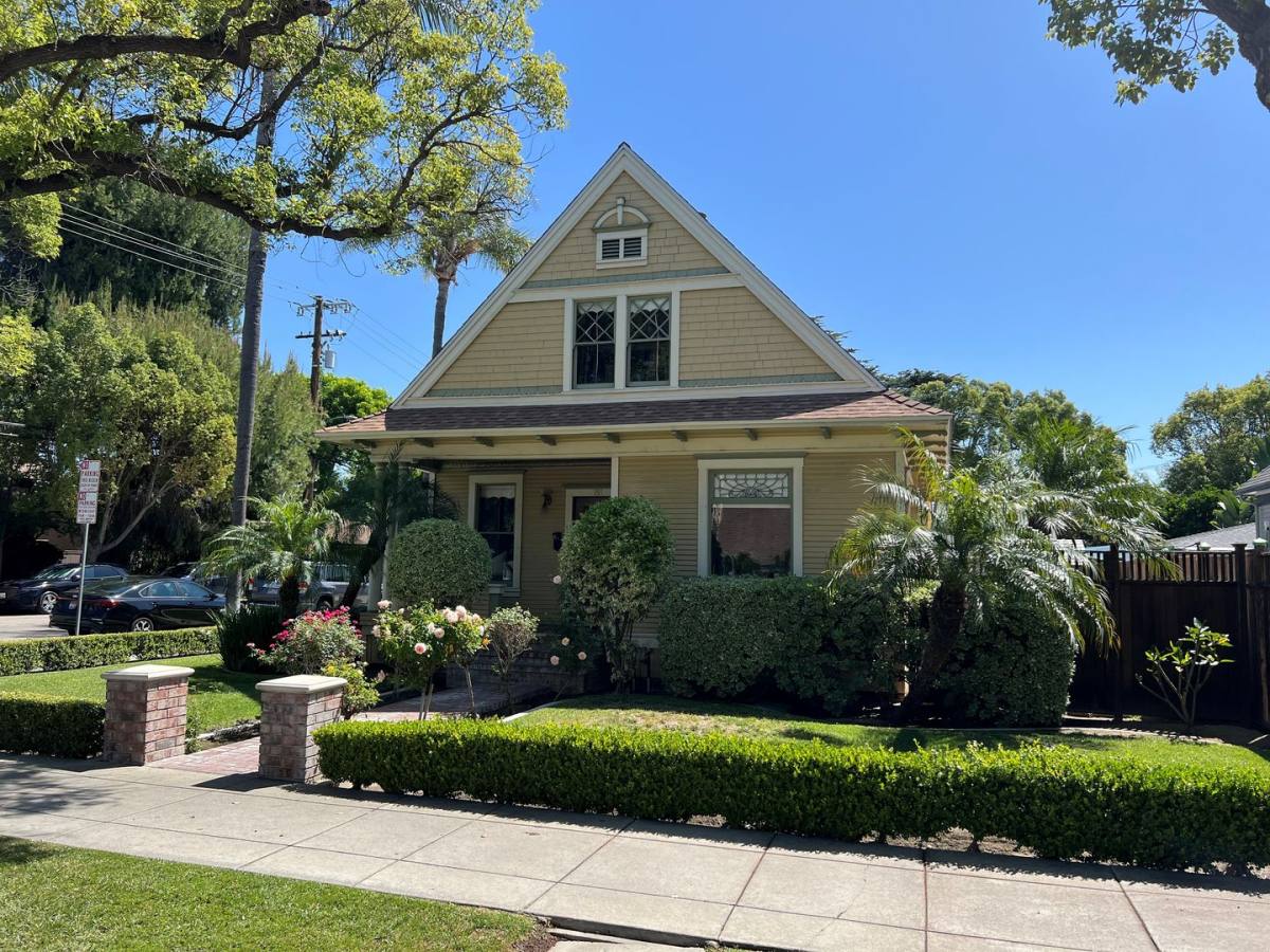 House for rent at 191 N Grand St, Orange, CA 92866
