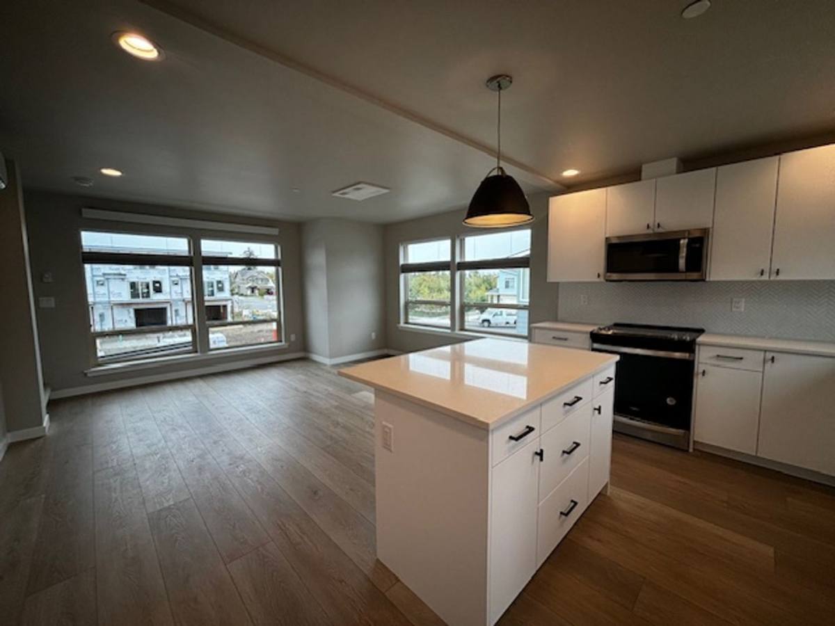 Townhouse for rent at 688 Venture Way, Bellingham, WA 98226
