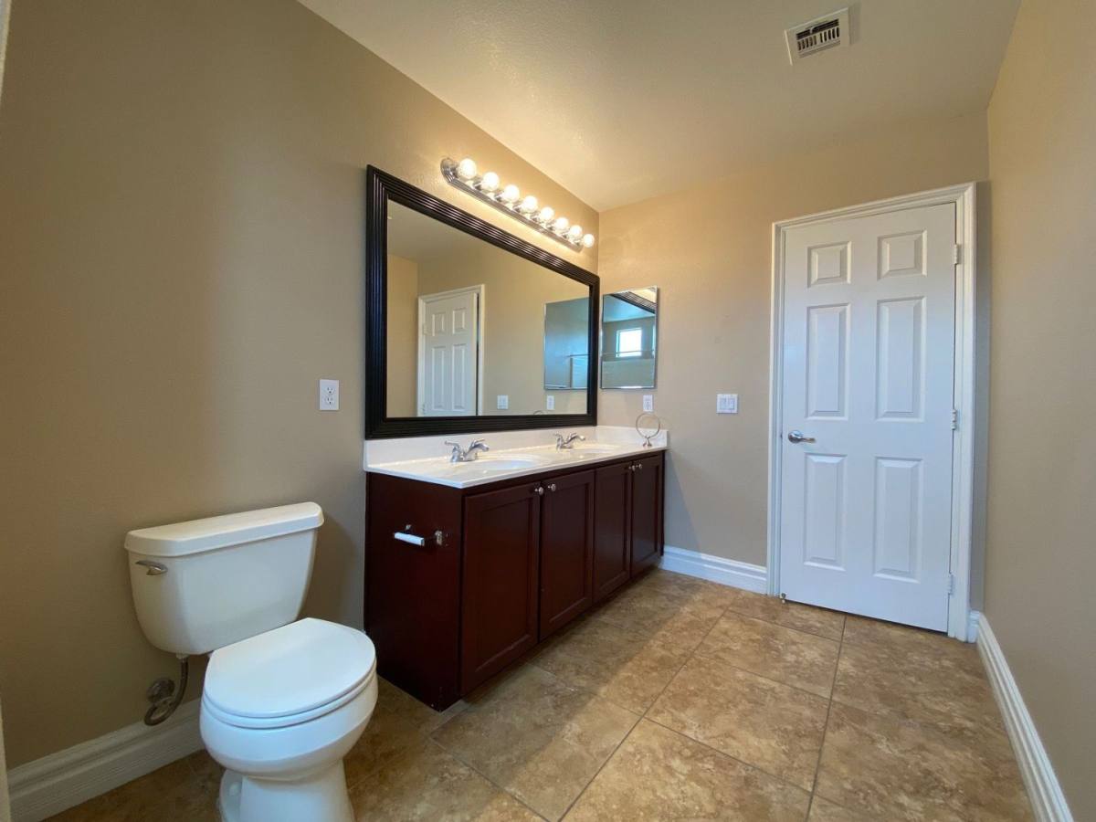 House for rent at 6694 Aviston St, Las Vegas, NV 89148