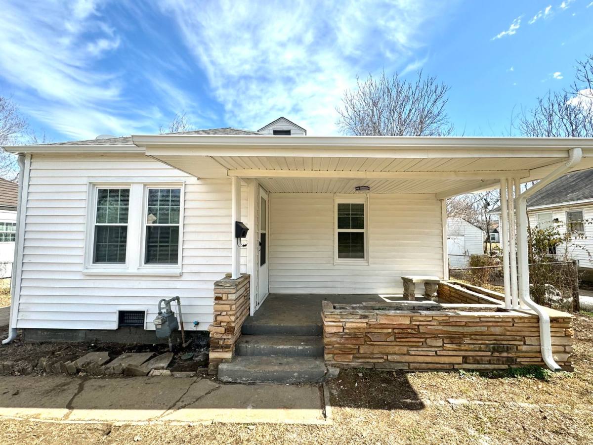 House for rent at 1015 N Delaware Place, Tulsa, OK 74104