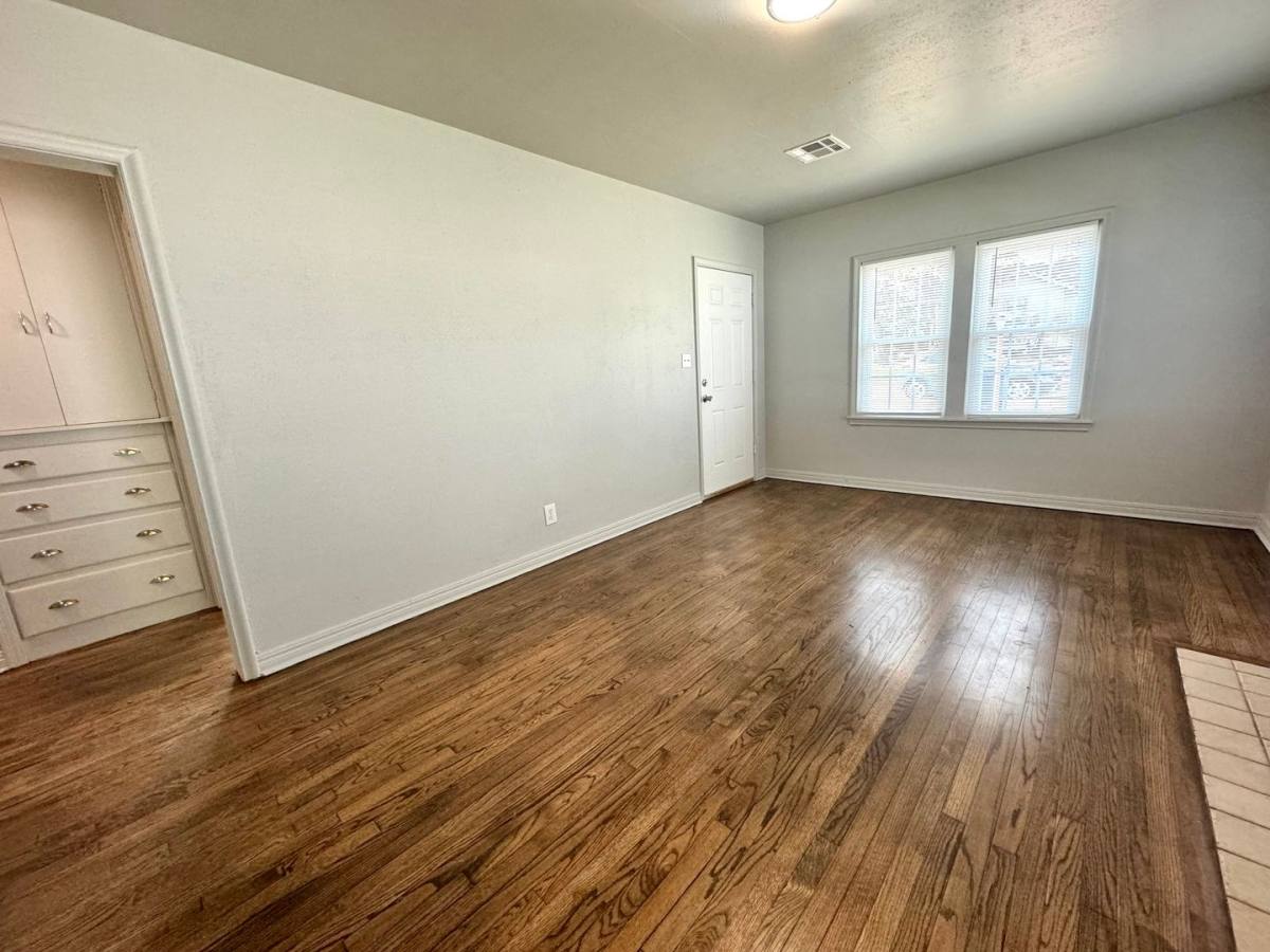 House for rent at 1015 N Delaware Place, Tulsa, OK 74104