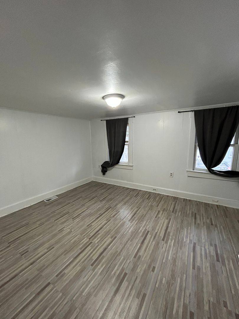 House for rent at 549 Lamberton St, Trenton, NJ 08611