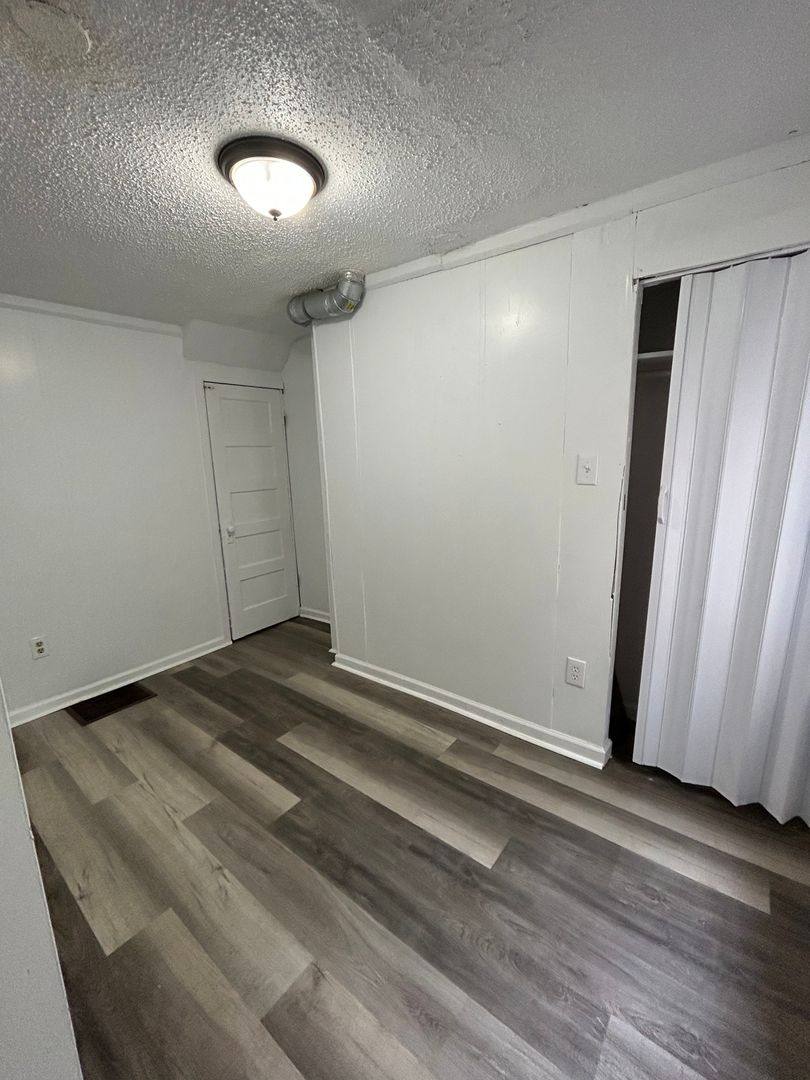 House for rent at 549 Lamberton St, Trenton, NJ 08611