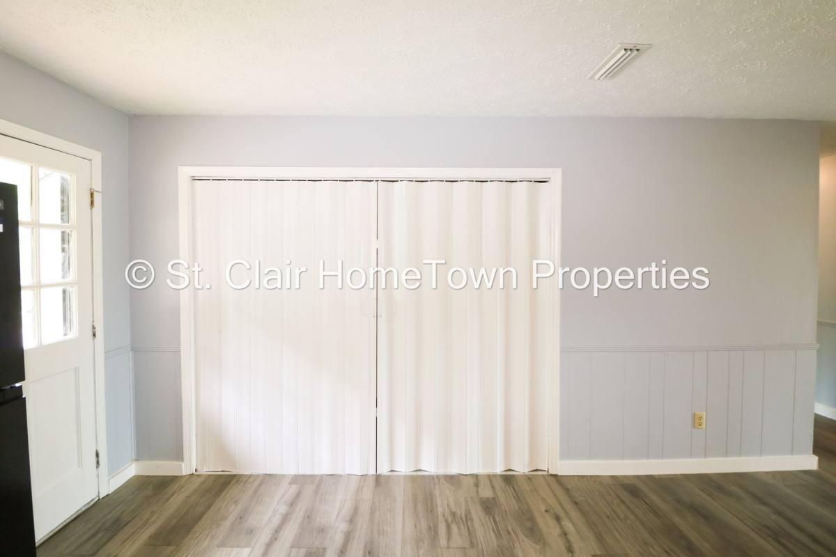 Townhouse for rent at 1919 2nd Ave N, Pell City, AL 35125