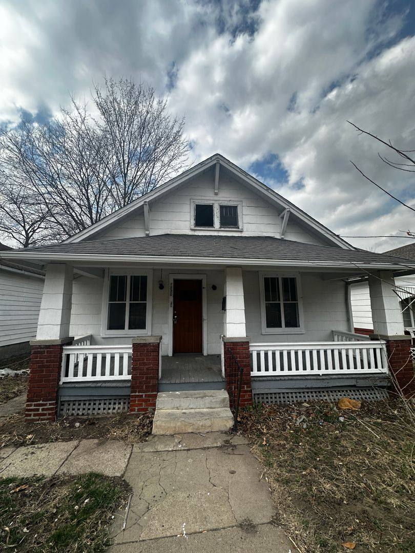 House for rent at 1820 S 12th St, Saint Joseph, MO 64503