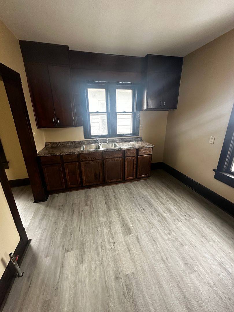 House for rent at 1820 S 12th St, Saint Joseph, MO 64503