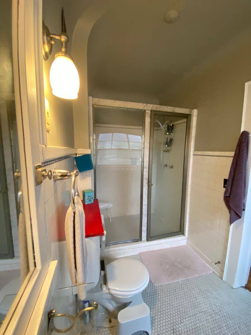 Apartment for rent at 2118 Pillsbury Ave S #9, Minneapolis, MN 55404