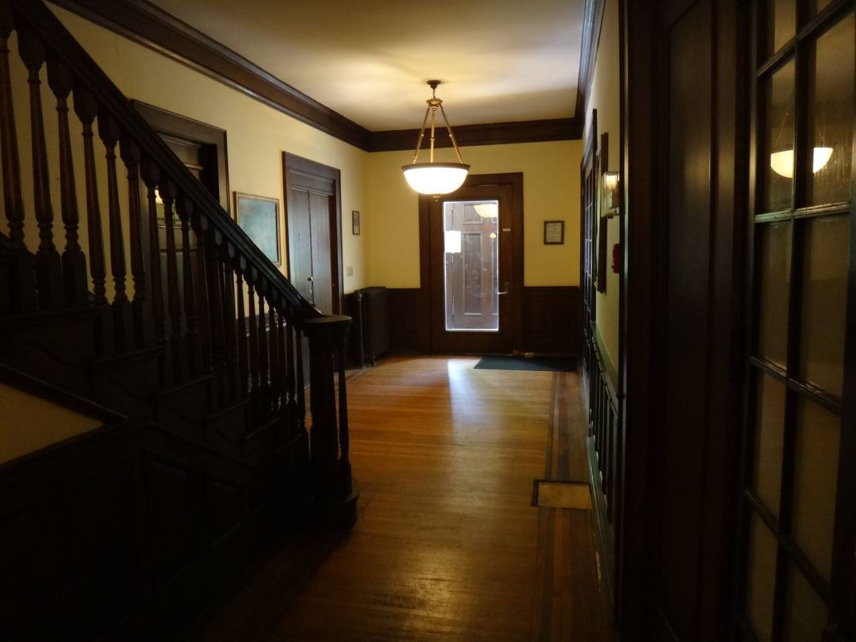 Apartment for rent at 2118 Pillsbury Ave S #9, Minneapolis, MN 55404