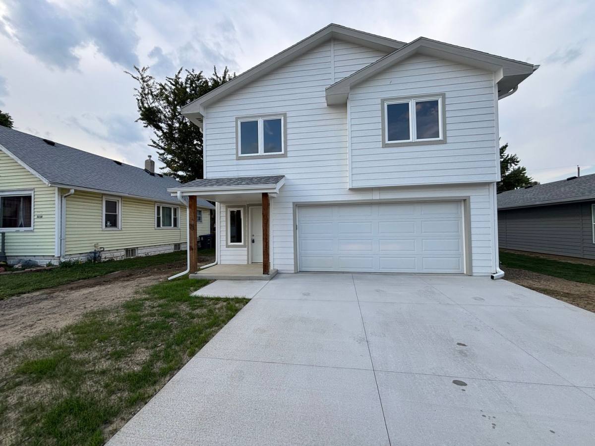 House for rent at 3234 9th Ave, Council Bluffs, IA 51501