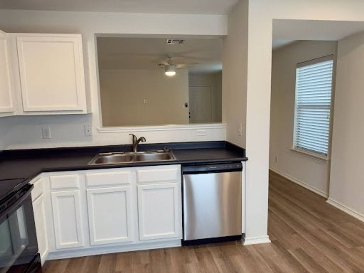 House for rent at 240 New Country Rd, Kyle, TX 78640