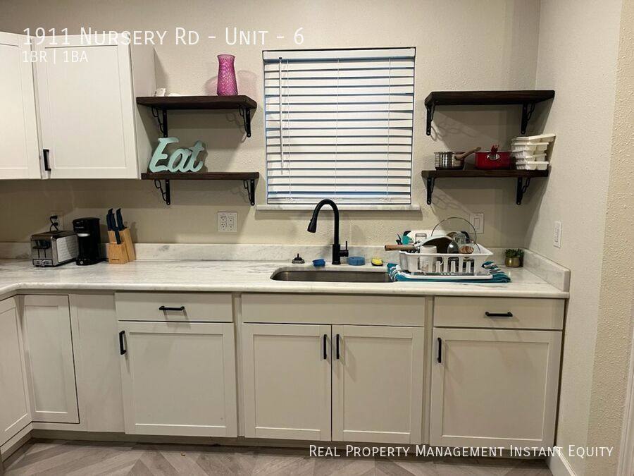 Apartment for rent at 1911 Nursery Rd #6, Clearwater, FL 33764