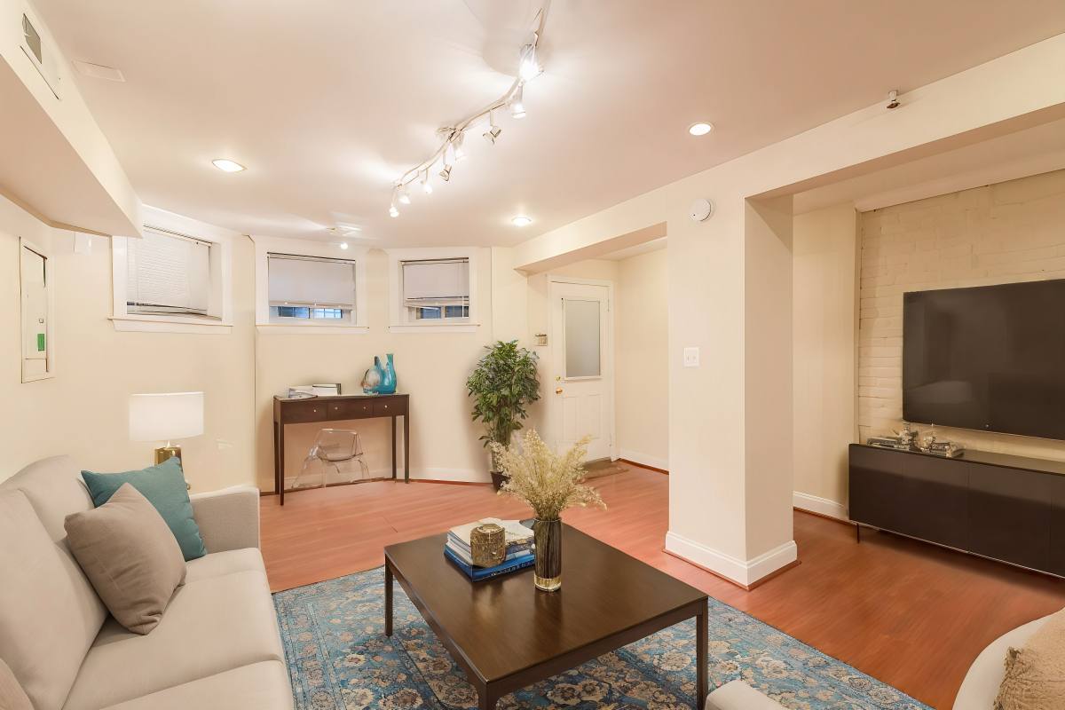 Apartment for rent at 3424 13th St NW #B, Washington, DC 20010