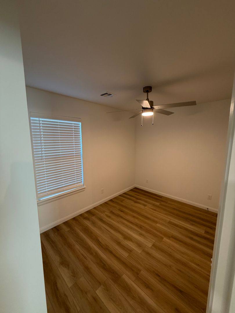 Apartment for rent at 112 W 2nd, Owasso, OK 74055