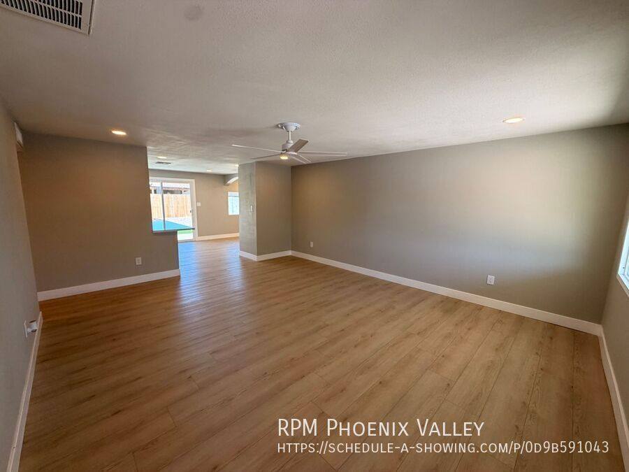 House for rent at 3902 E Joan De Arcade Ave, Phoenix, AZ 85032