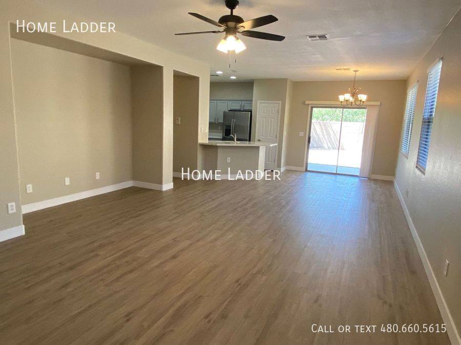 House for rent at 1836 W Kuralt Dr, Phoenix, AZ 85086