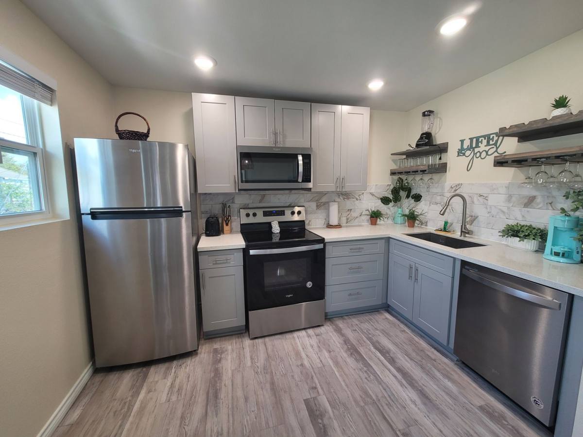 House for rent at 1914 27th St, Galveston, TX 77550