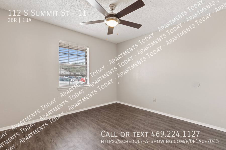 Apartment for rent at 112 S Summit St #11, Red Oak, TX 75154