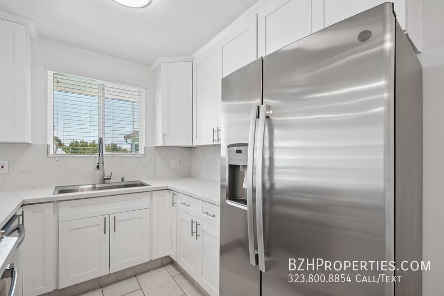 Condo for rent at 1215 N Hayworth Ave #206, Los Angeles, CA 90046