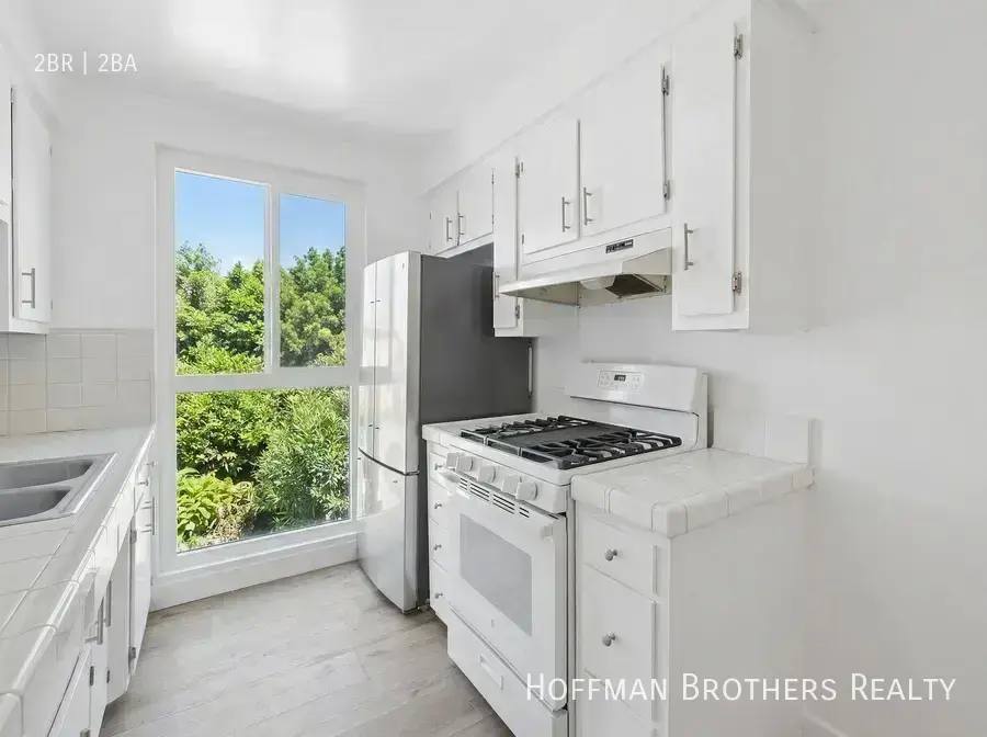 Apartment for rent at 6828 Fulton Ave #6, North Hollywood, CA 91605