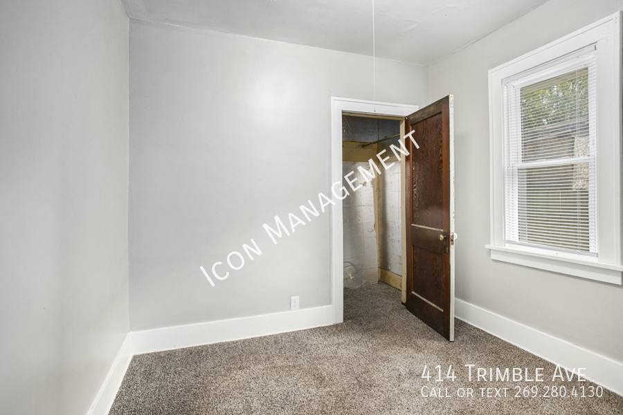 House for rent at 414 Trimble Ave, Kalamazoo, MI 49048