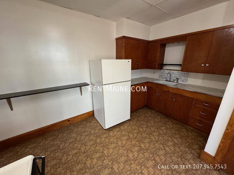 Apartment for rent at 225 Center St #1, Old Town, ME 04468