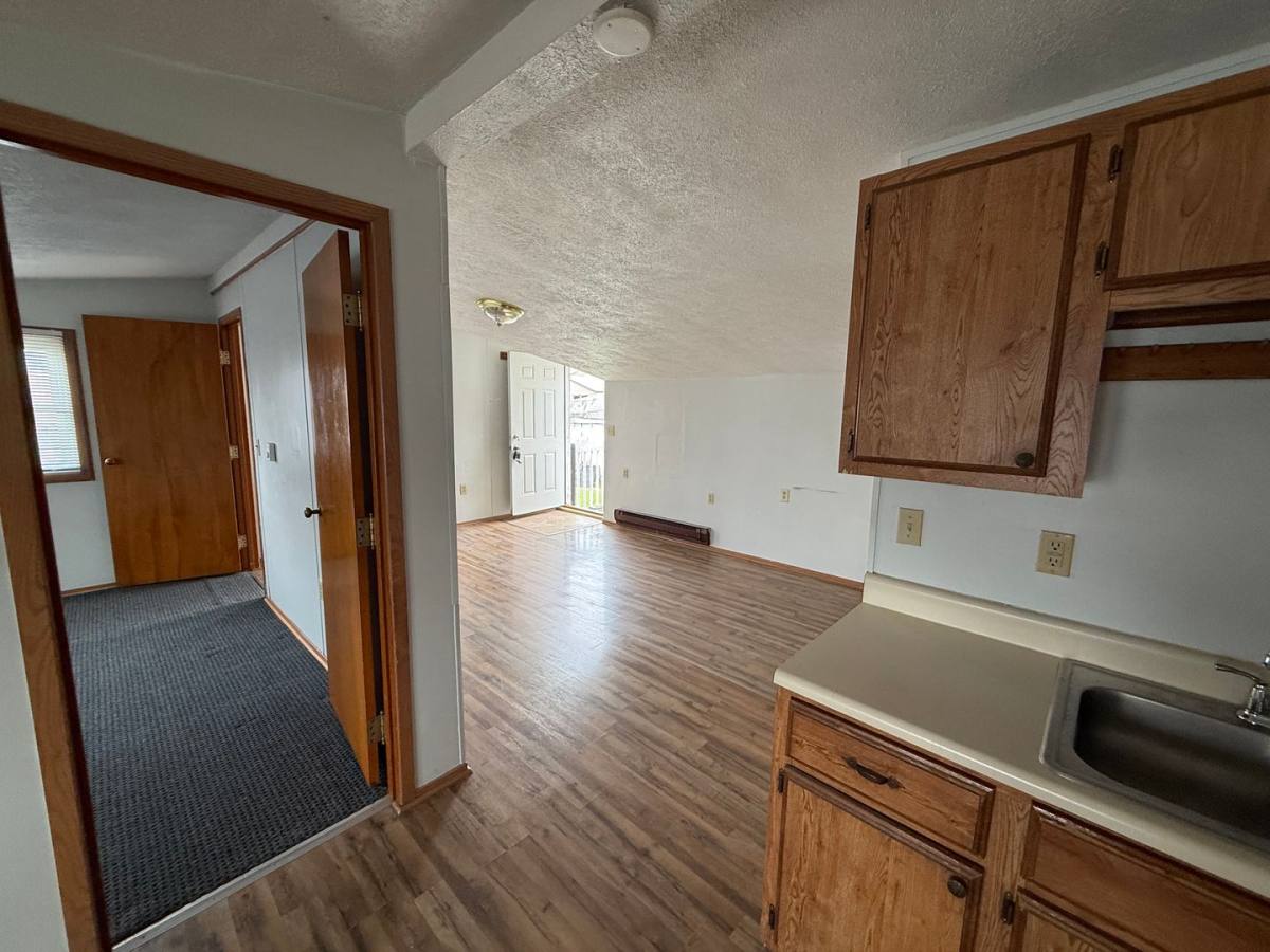 Apartment for rent at 210 S 18th St, Elwood, IN 46036