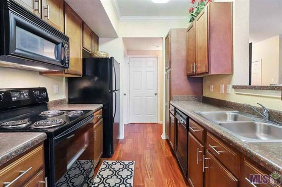 Apartment for rent at 6765 Corporate Blvd, Baton Rouge, LA 70809