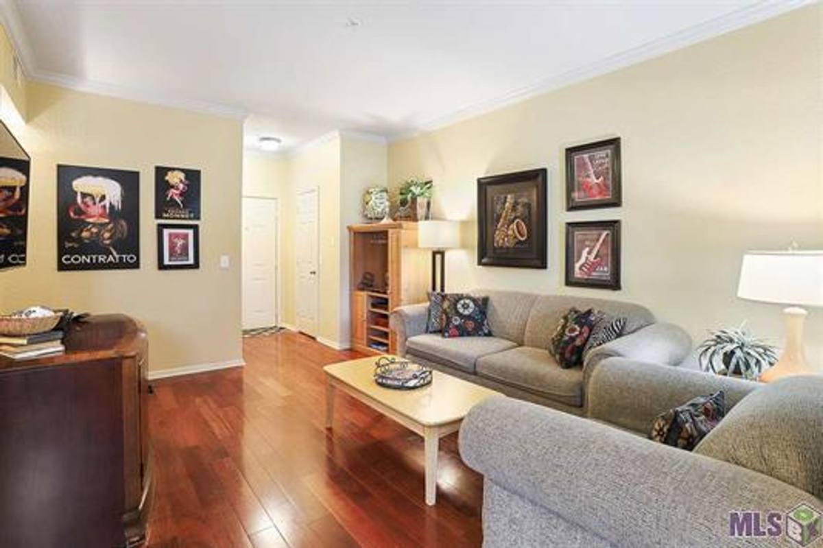 Apartment for rent at 6765 Corporate Blvd, Baton Rouge, LA 70809