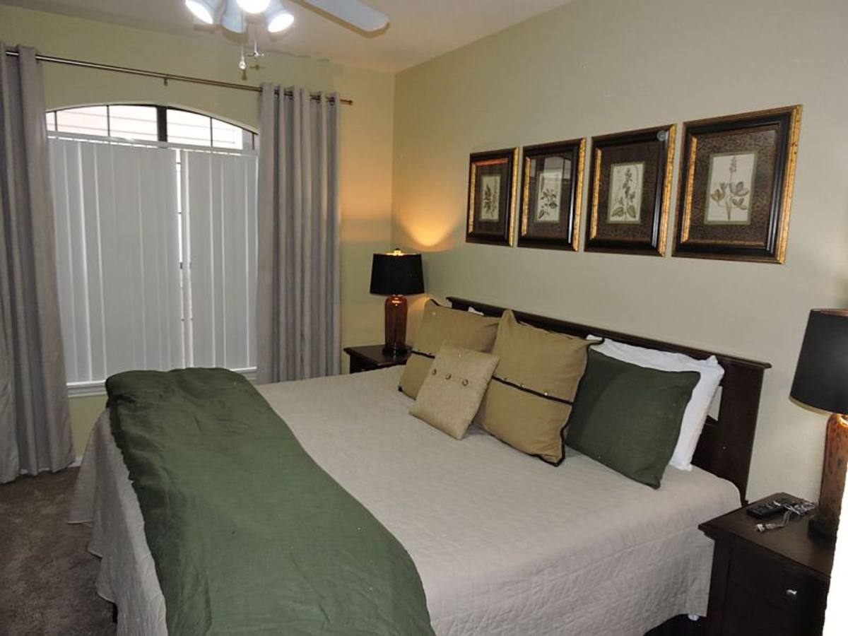 Apartment for rent at 6765 Corporate Blvd, Baton Rouge, LA 70809