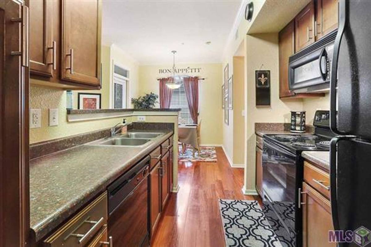 Apartment for rent at 6765 Corporate Blvd, Baton Rouge, LA 70809