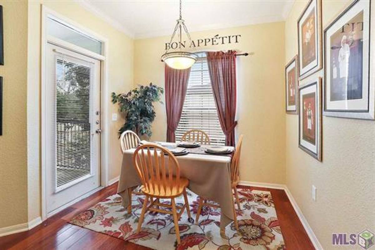 Apartment for rent at 6765 Corporate Blvd, Baton Rouge, LA 70809