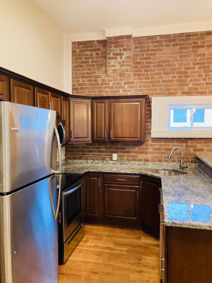 Apartment for rent at 1207 Reddour St, Pittsburgh, PA 15212