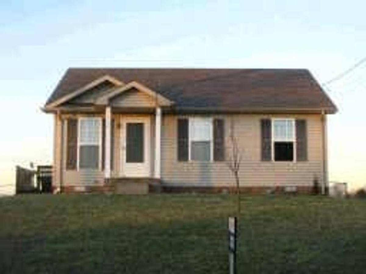 House for rent at 313 Cranklen Circle, Clarksville, TN 37042