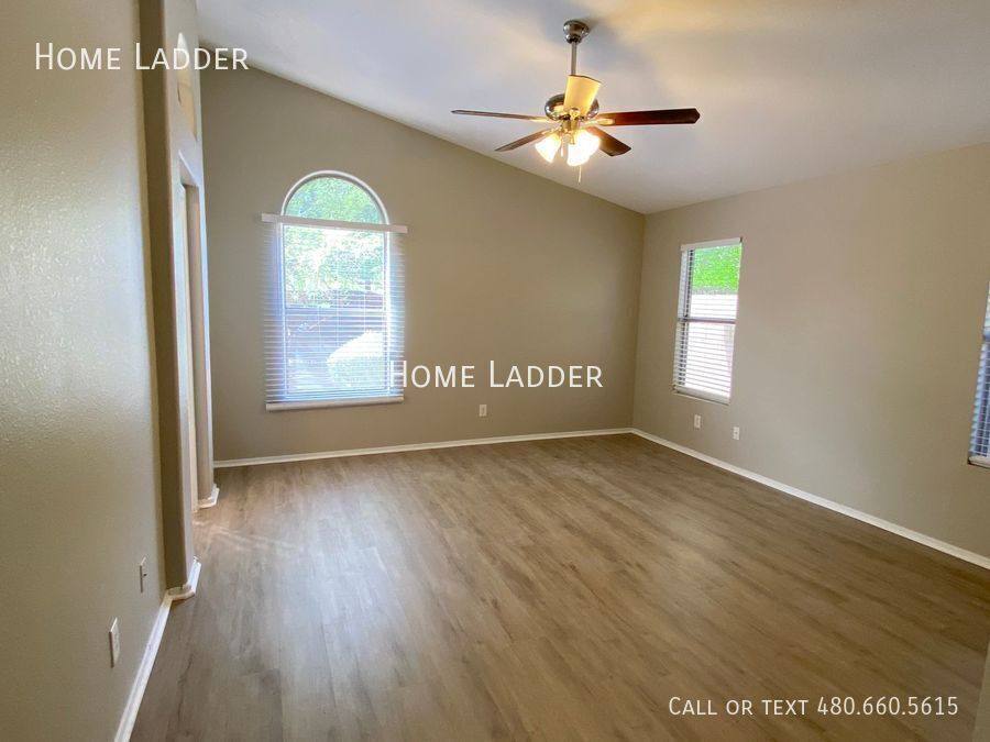 House for rent at 4723 E Weaver Rd, Phoenix, AZ 85050