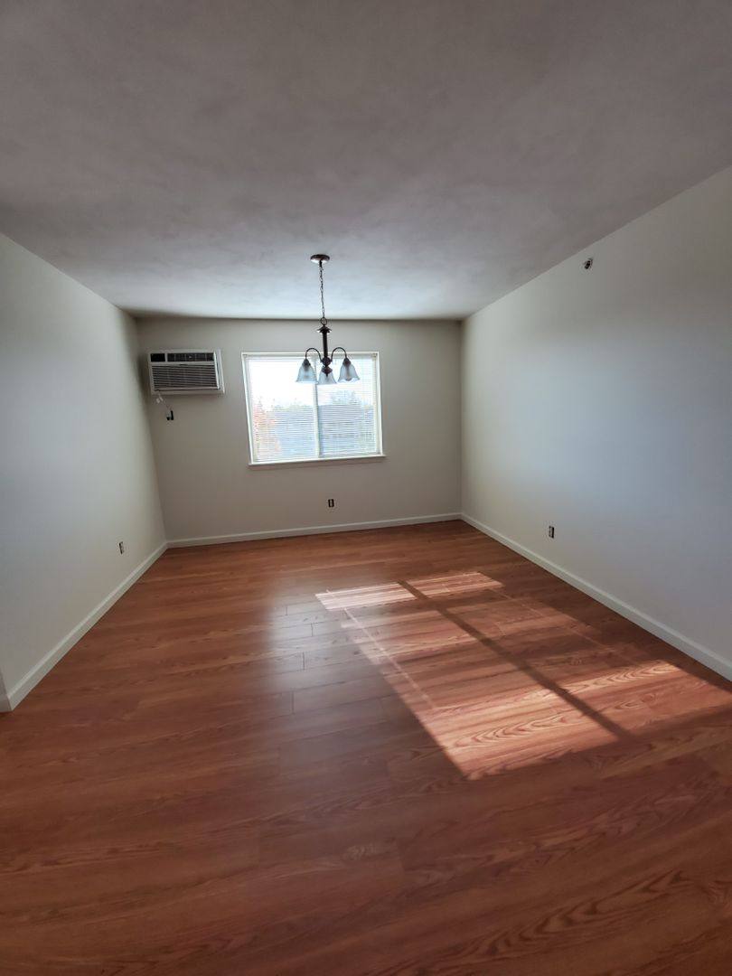 Apartment for rent at 300 Clayton Manor Dr S, Liverpool, NY 13088