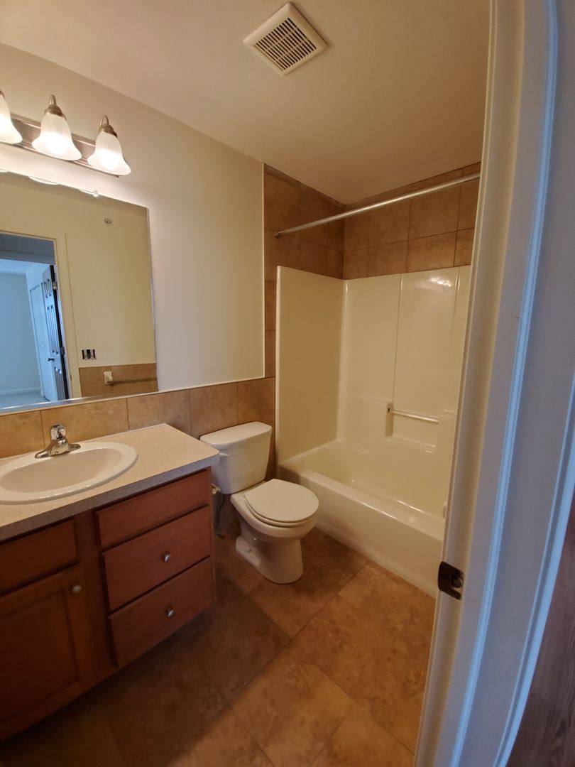 Apartment for rent at 300 Clayton Manor Dr S, Liverpool, NY 13088