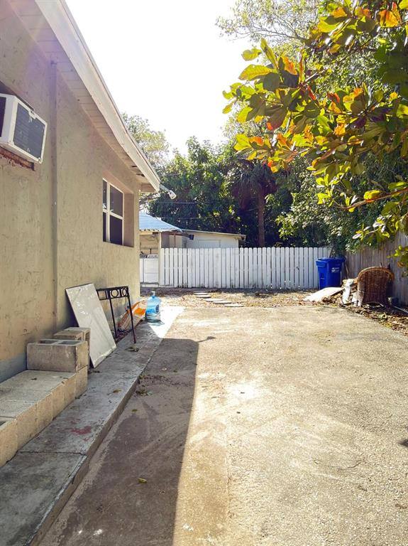 Apartment for rent at 1832 NE 49th St, Pompano Beach, FL 33064