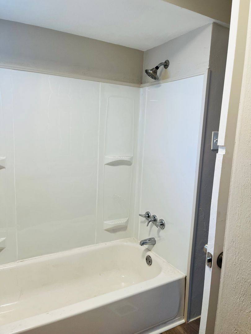 Apartment for rent at 1409 Tinsbury St, Pittsburgh, PA 15212