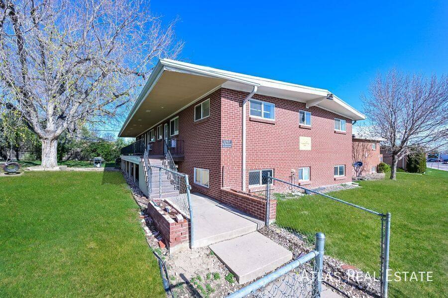 Apartment for rent at 5787 S Bannock St #7, Littleton, CO 80120