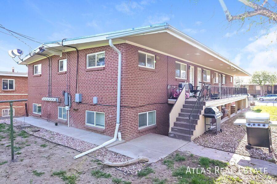 Apartment for rent at 5787 S Bannock St #7, Littleton, CO 80120