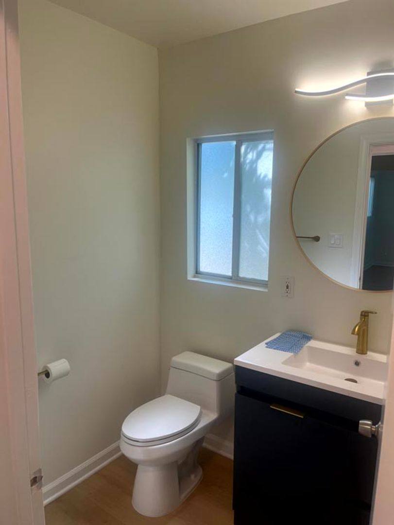 Apartment for rent at 5724 & 5726 Lemona Ave, Van Nuys, CA 91411