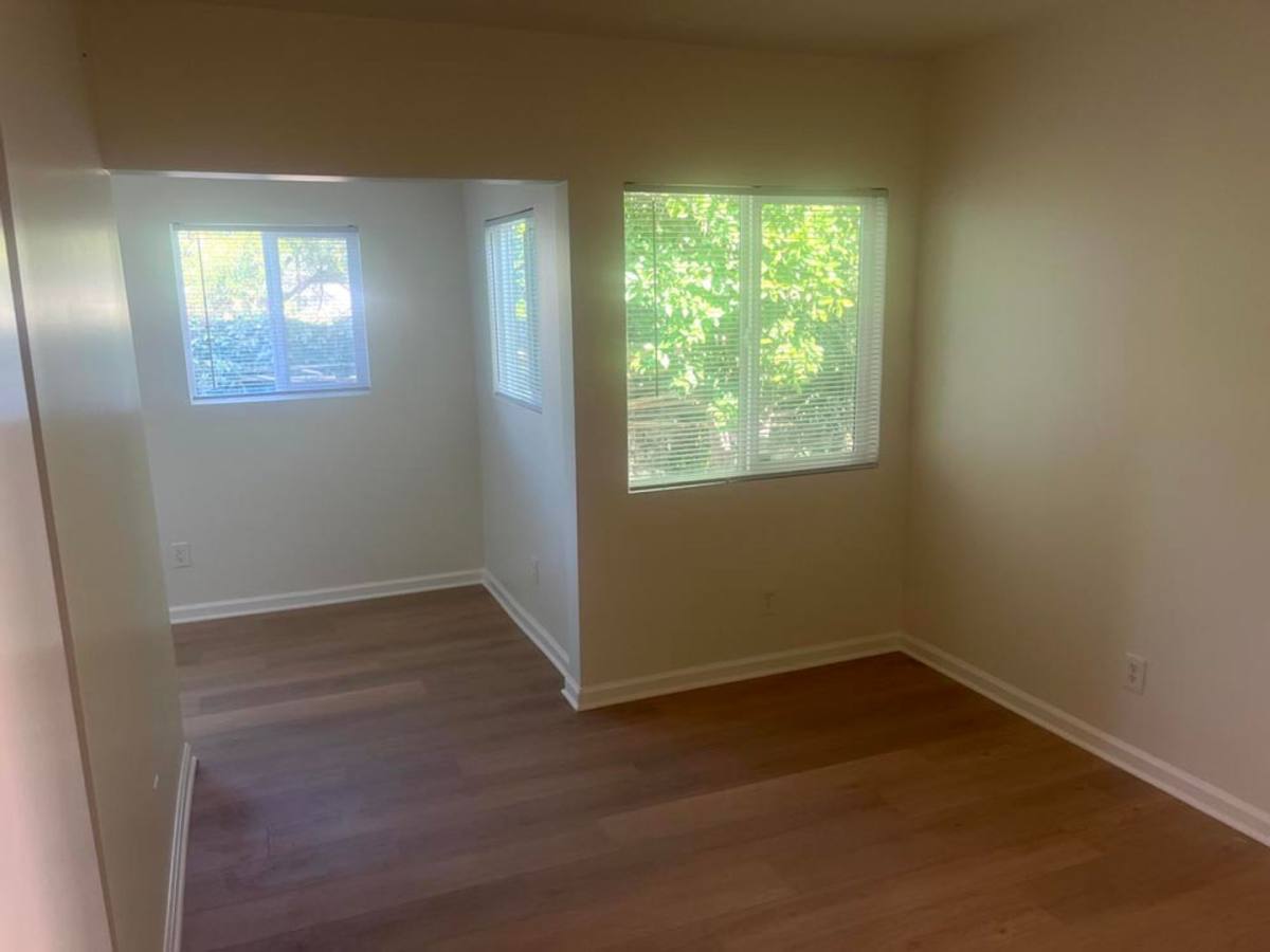 Apartment for rent at 5724 & 5726 Lemona Ave, Van Nuys, CA 91411