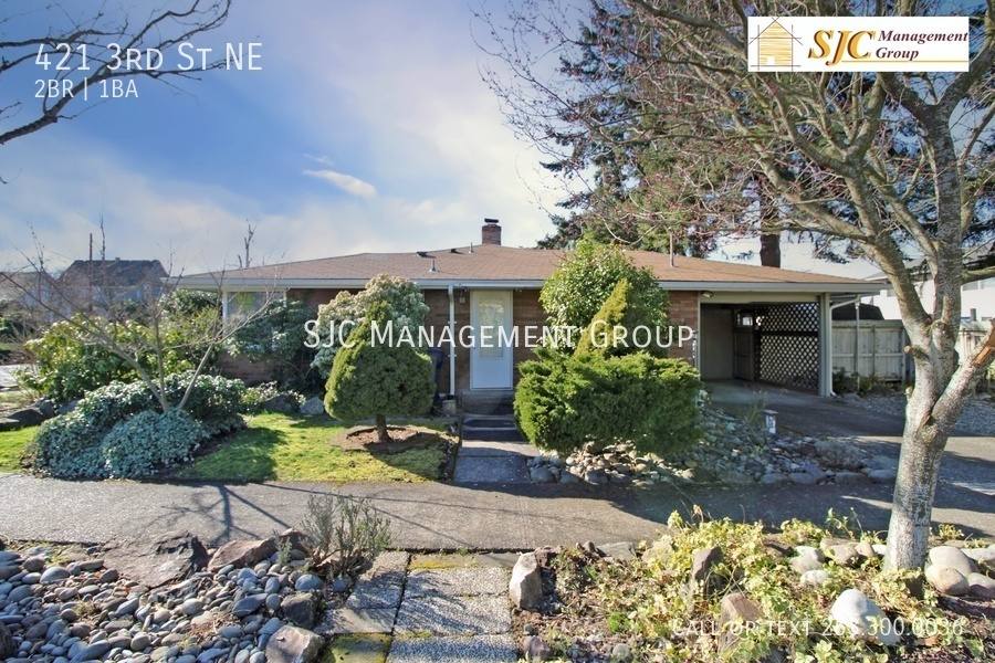 Apartment for rent at 421 3rd St NE, Auburn, WA 98002