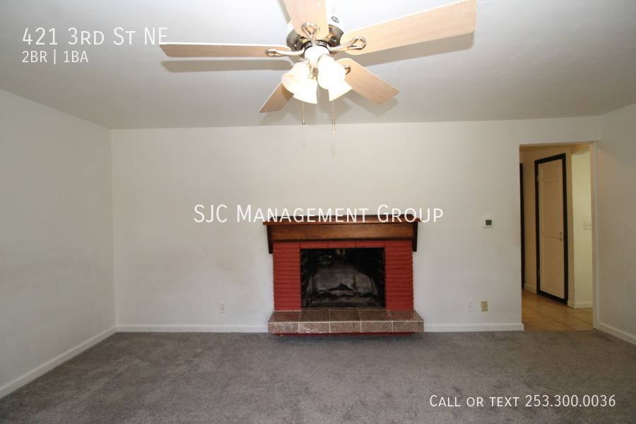 Apartment for rent at 421 3rd St NE, Auburn, WA 98002
