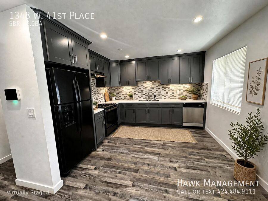 Apartment for rent at 1348 W 41st Place, Los Angeles, CA 90037