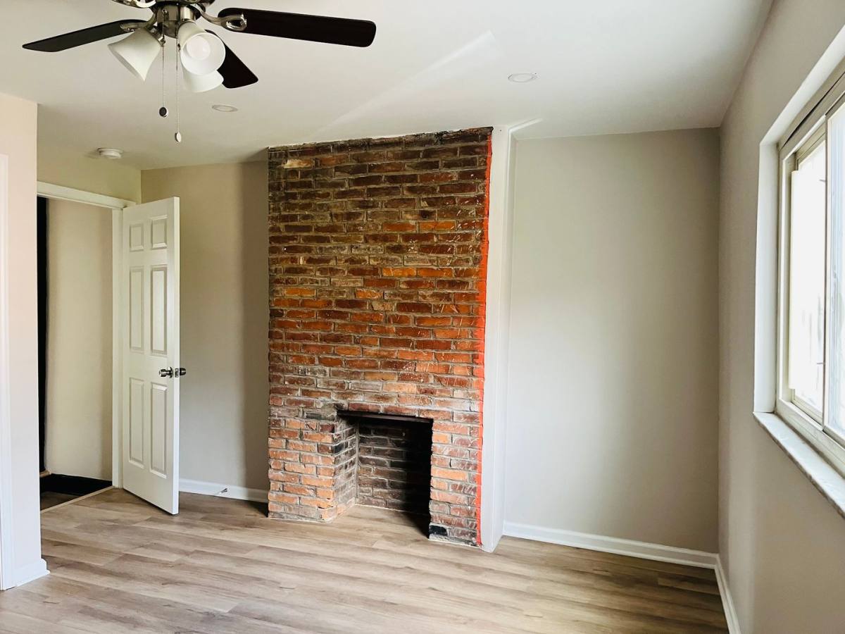 Apartment for rent at 117 Parkhurst St, Pittsburgh, PA 15212
