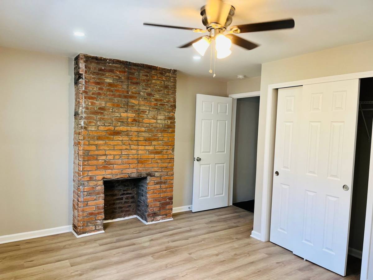 Apartment for rent at 117 Parkhurst St, Pittsburgh, PA 15212