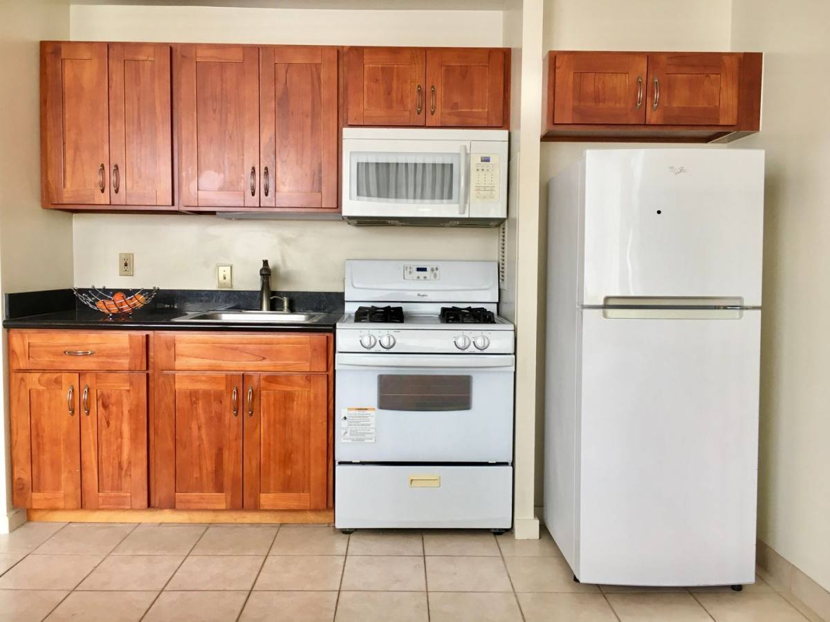 Apartment for rent at 1550 Wilder Ave #A503, Honolulu, HI 96822