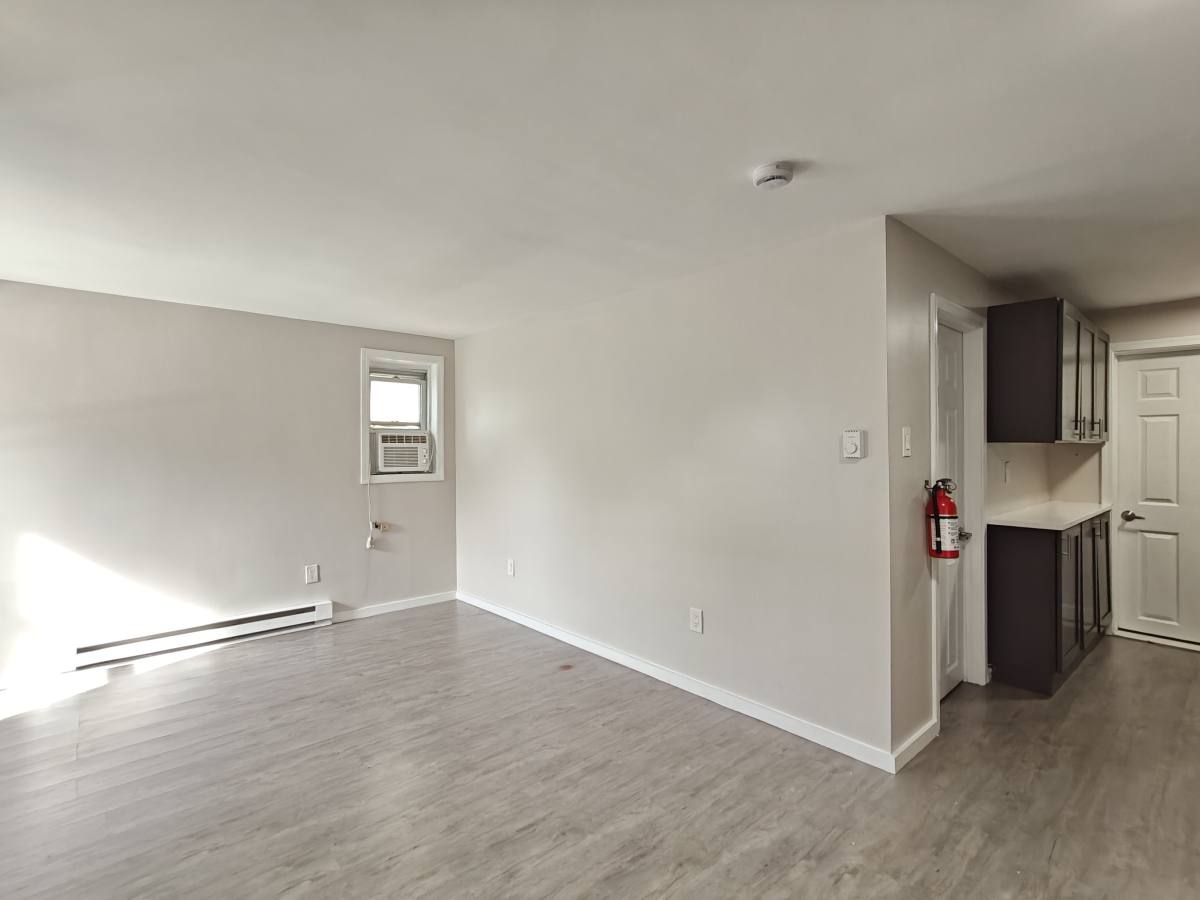 Apartment for rent at 14 N New Rd, Pleasantville, NJ 08232